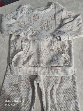 Garanimals Cream Floral Waffle Knit Pajama Set with Pink & Tan Flowers